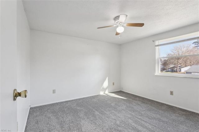 928 Chatsworth DR, Newport News, VA 23601