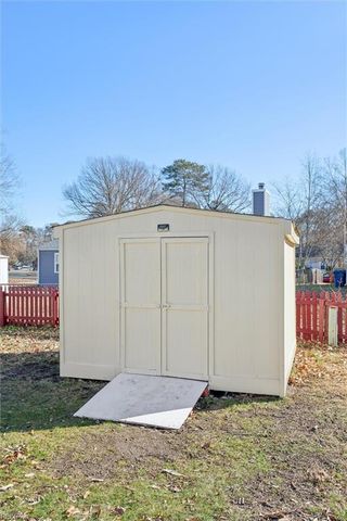 928 Chatsworth DR, Newport News, VA 23601