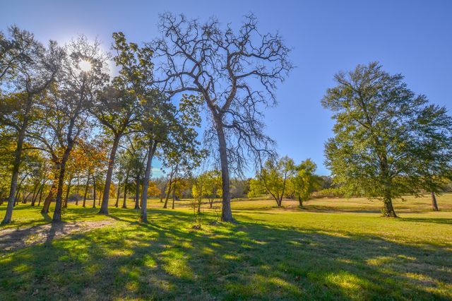 10600 River Ranch Rd, Kemp, TX 75143