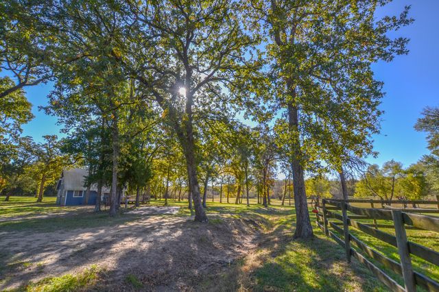 10600 River Ranch Rd, Kemp, TX 75143