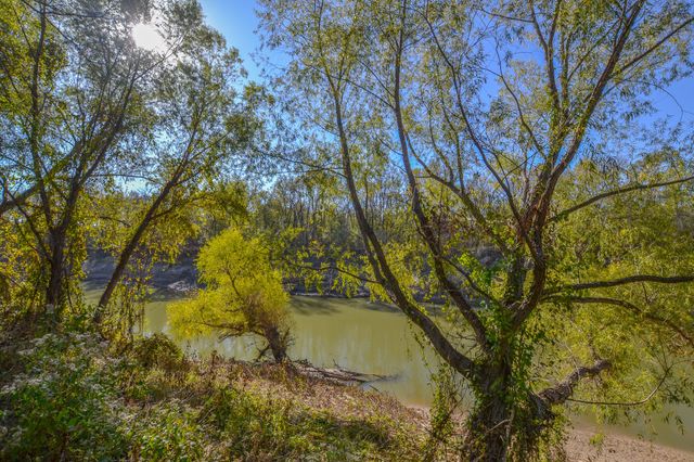 10600 River Ranch Rd, Kemp, TX 75143