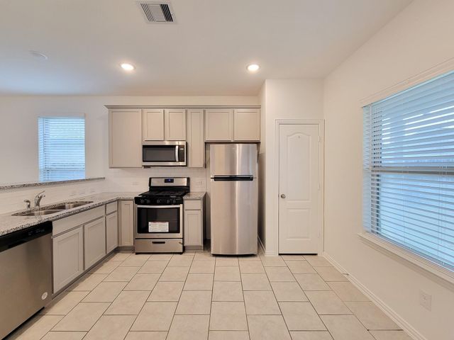 31351 Horseshoe Meadow Bend Lane, Fulshear, TX 77441