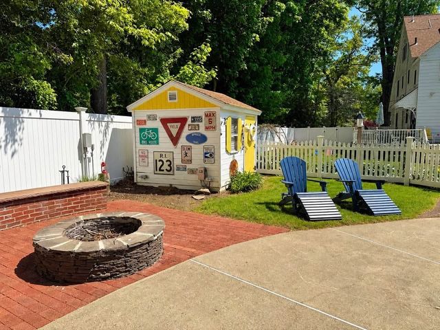 229 Highland Avenue 2, Attleboro, MA 02703