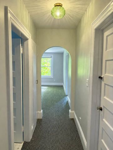 229 Highland Avenue 2, Attleboro, MA 02703