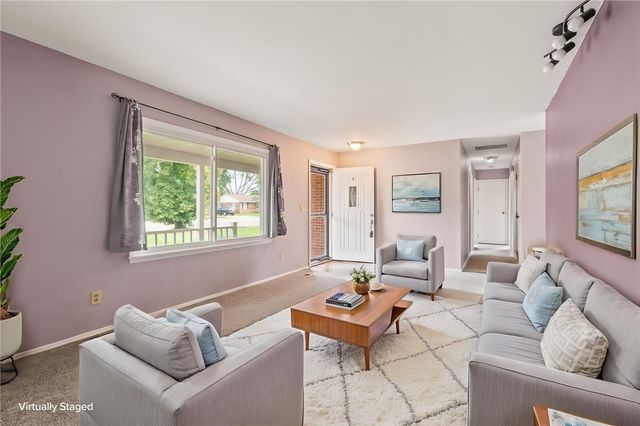 230 S Dorset Road, Troy, OH 45373