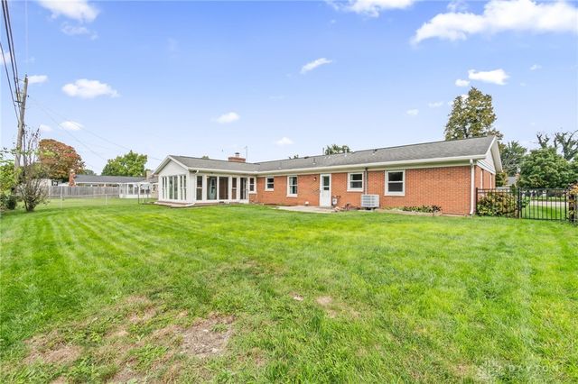230 S Dorset Road, Troy, OH 45373