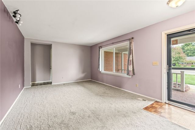 230 S Dorset Road, Troy, OH 45373