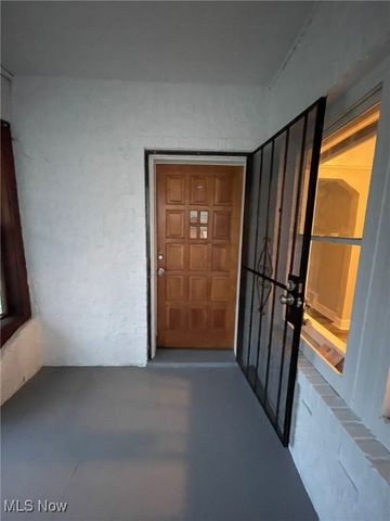 907 Rondel Road, Cleveland, OH 44110