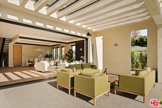 12952 Huston Street, Sherman Oaks, CA 91423