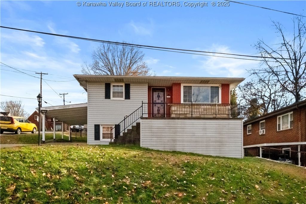 308 Elm Street, South Charleston, WV 25303
