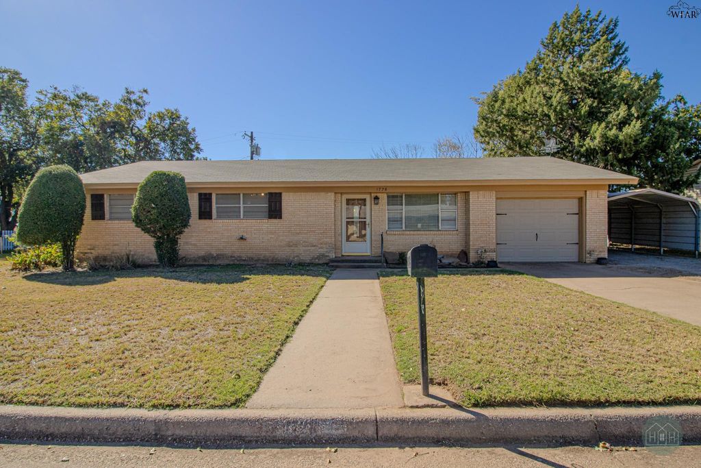 1728 WANDA DRIVE, Vernon, TX 76384