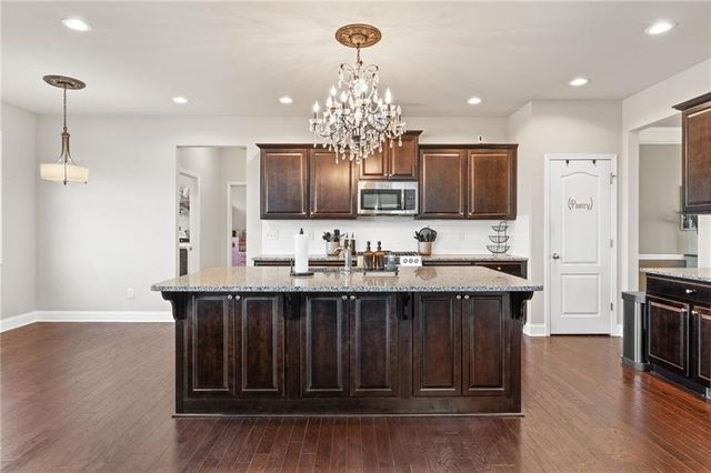 303 Eagle Rock Drive, Acworth, GA 30101