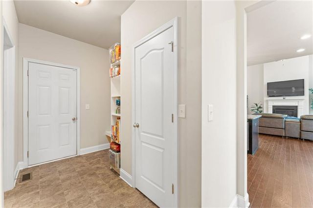 303 Eagle Rock Drive, Acworth, GA 30101