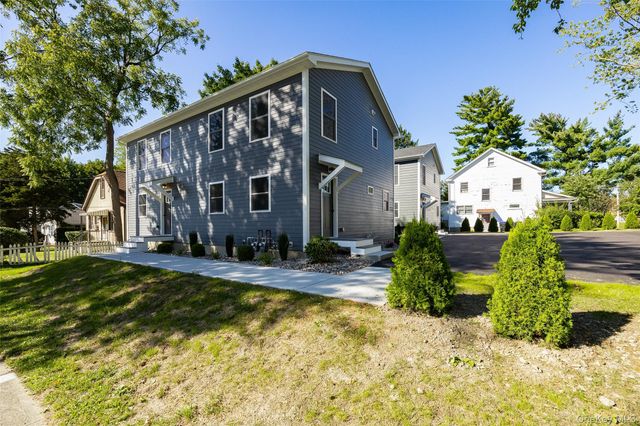 7 Douglas Street B, Poughkeepsie, NY 12603