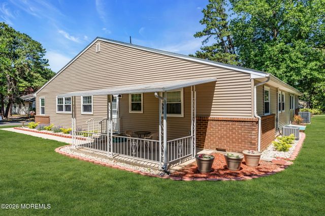 20B Sunset Road 53, Whiting, NJ 08759