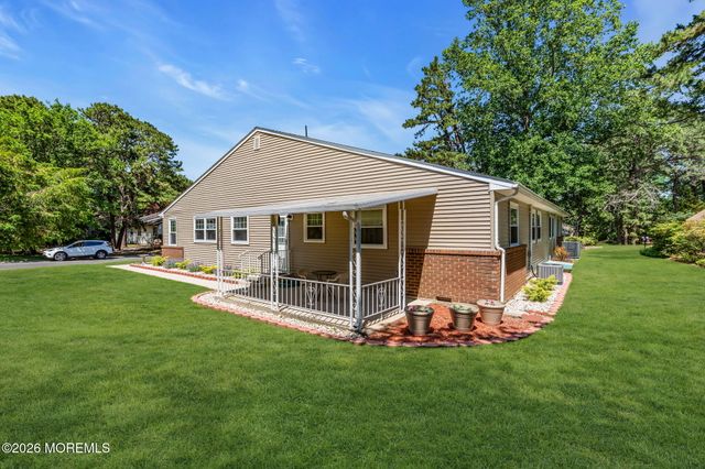 20B Sunset Road 53, Whiting, NJ 08759
