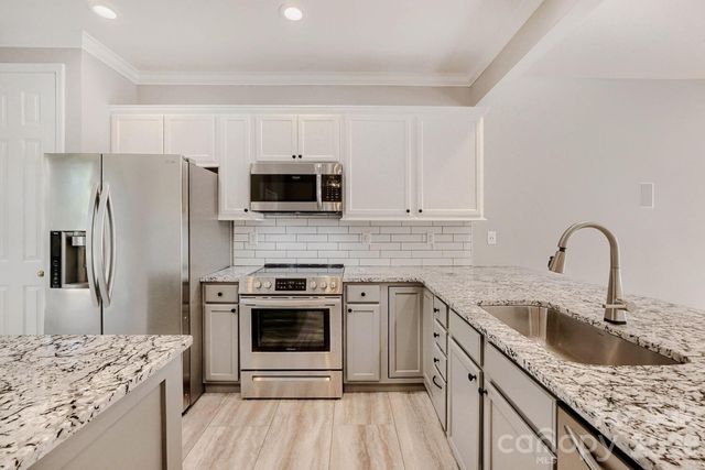 11405 Destin Lane, Charlotte, NC 28277