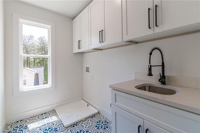 6073 Rockingham Way, Gainesville, GA 30506