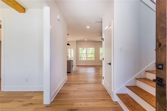 6073 Rockingham Way, Gainesville, GA 30506