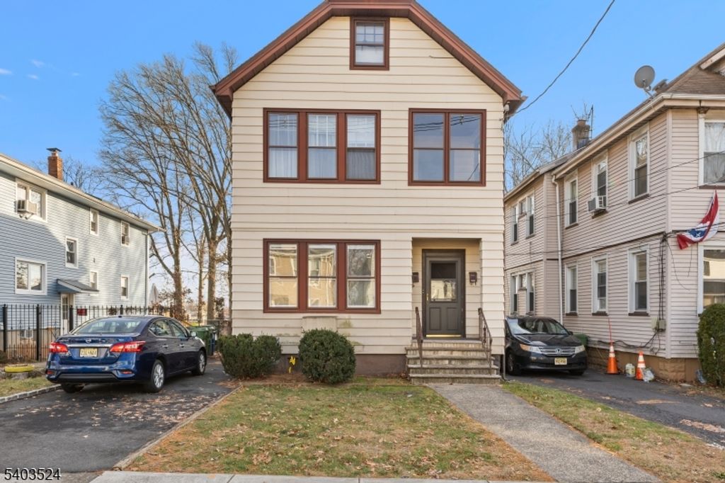 146 E 10Th Ave 2, Roselle Boro, NJ 07203