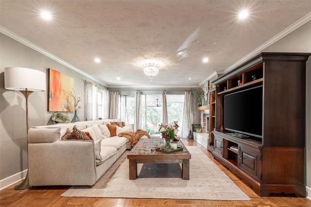 9405 Silver Lake Drive, Oklahoma City, OK 73162