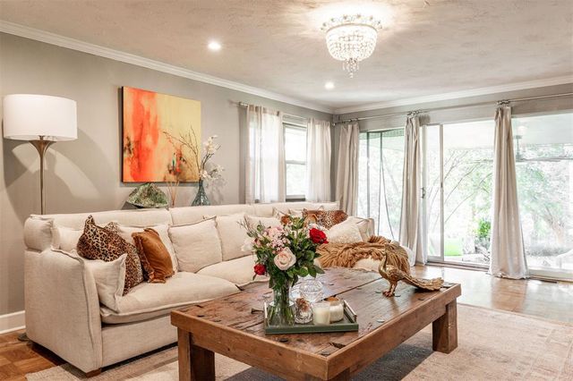 9405 Silver Lake Drive, Oklahoma City, OK 73162