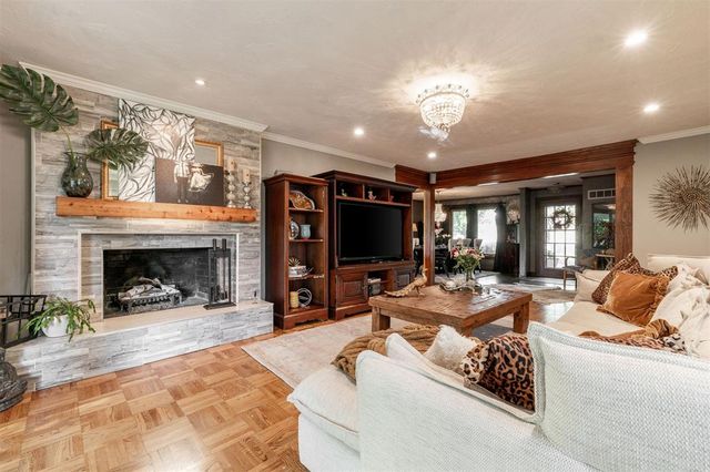 9405 Silver Lake Drive, Oklahoma City, OK 73162