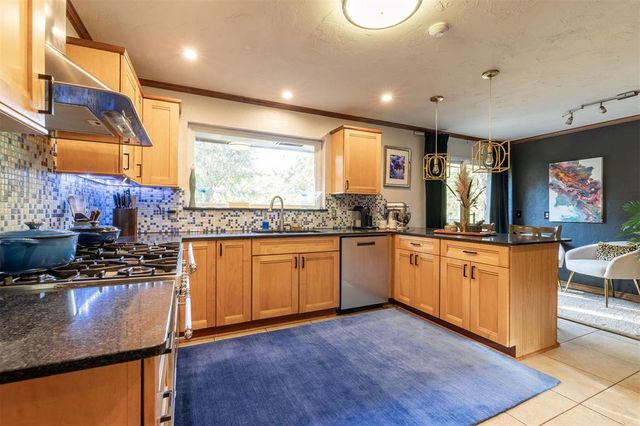 9405 Silver Lake Drive, Oklahoma City, OK 73162