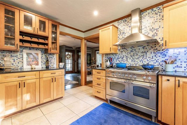 9405 Silver Lake Drive, Oklahoma City, OK 73162