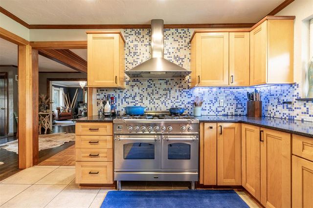 9405 Silver Lake Drive, Oklahoma City, OK 73162