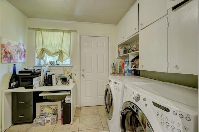 9405 Silver Lake Drive, Oklahoma City, OK 73162