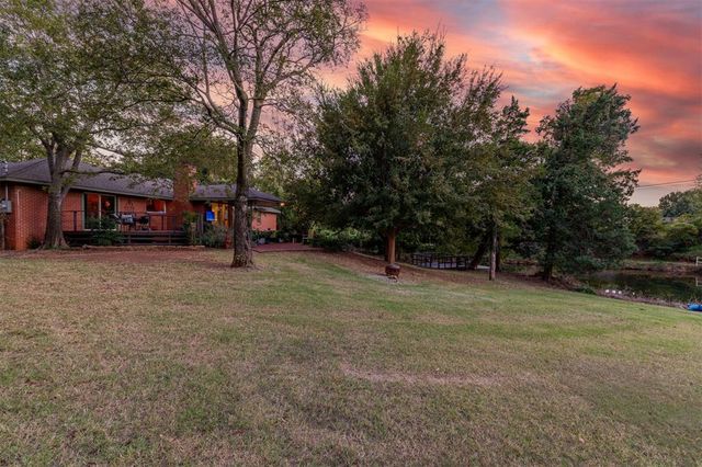 9405 Silver Lake Drive, Oklahoma City, OK 73162