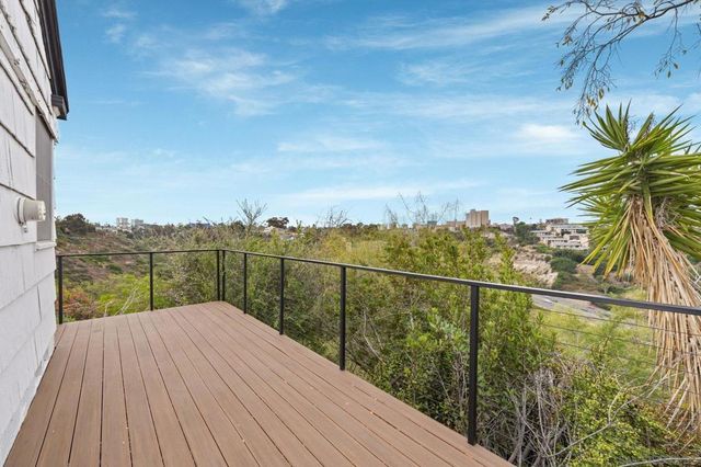 4405 New Hampshire St., San Diego, CA 92116
