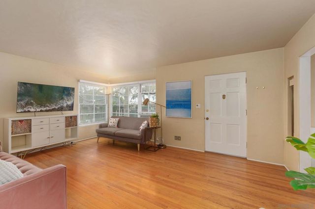 4405 New Hampshire St., San Diego, CA 92116