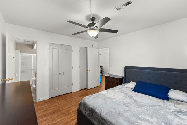 1900 50th Street 9, Des Moines, IA 50310