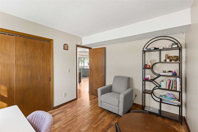 1900 50th Street 9, Des Moines, IA 50310