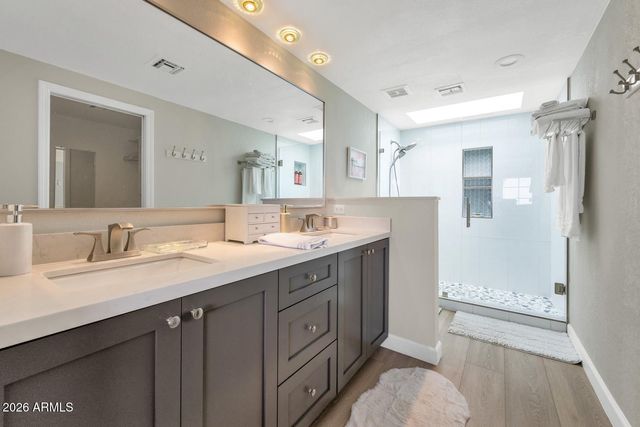 2939 E Rose Lane, Phoenix, AZ 85016