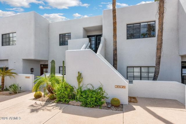 2939 E Rose Lane, Phoenix, AZ 85016