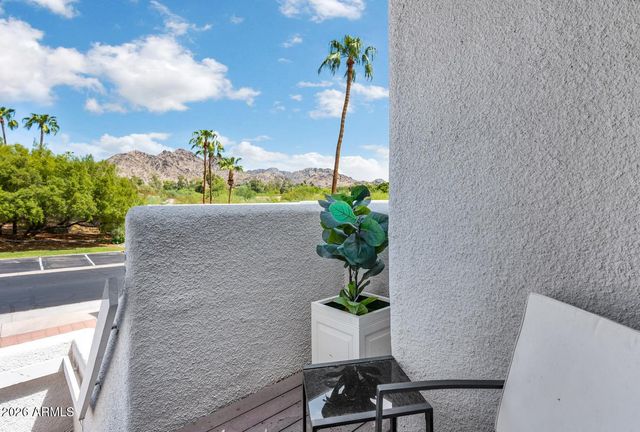 2939 E Rose Lane, Phoenix, AZ 85016