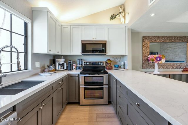 2939 E Rose Lane, Phoenix, AZ 85016