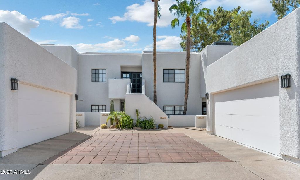 2939 E Rose Lane, Phoenix, AZ 85016