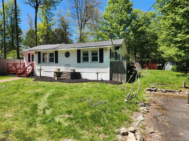 6 Lafayette Avenue, Smallwood, NY 12778