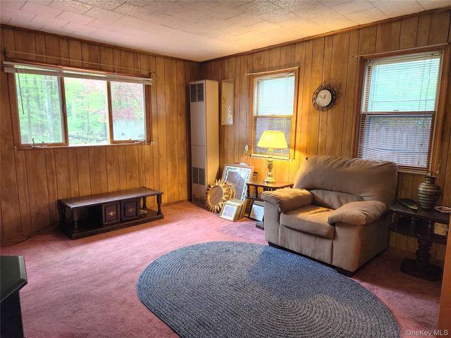 6 Lafayette Avenue, Smallwood, NY 12778