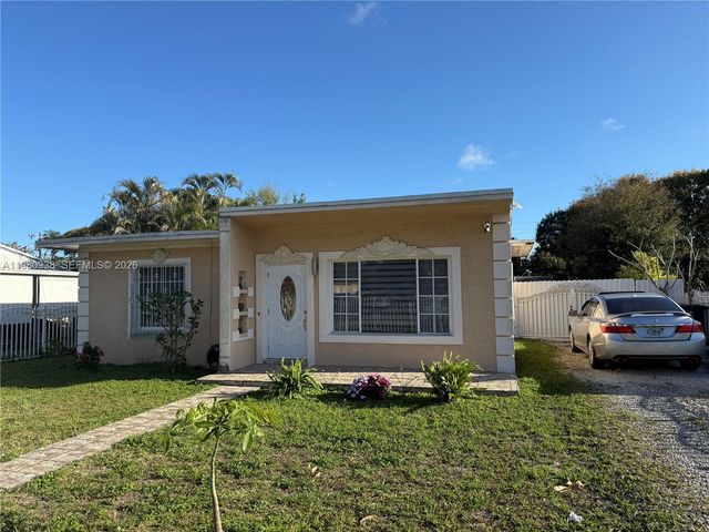 840 NW 130th St, North Miami, FL 33168
