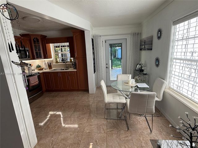 840 NW 130th St, North Miami, FL 33168