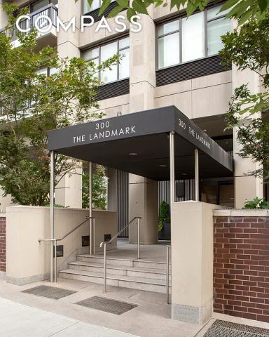 300 E 59th St Apt 705, New York City, NY 10022