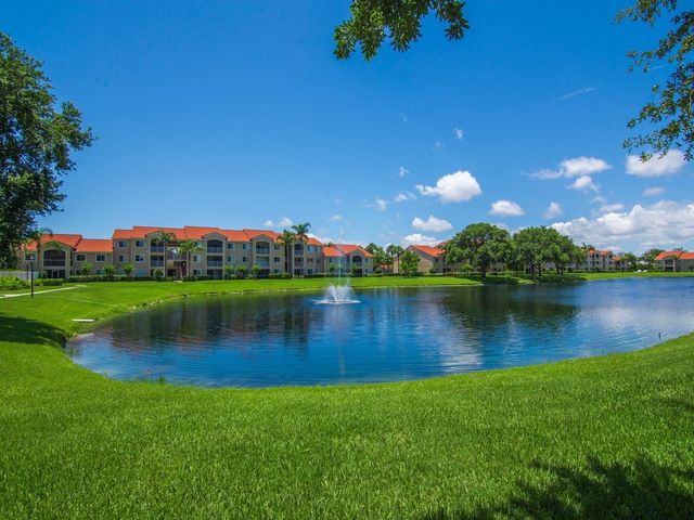 1650 N 42nd Circle 109, Vero Beach, FL 32967