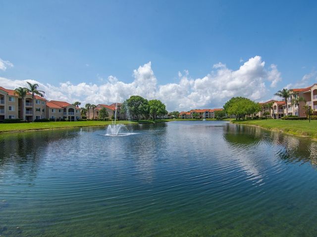 1650 N 42nd Circle 109, Vero Beach, FL 32967