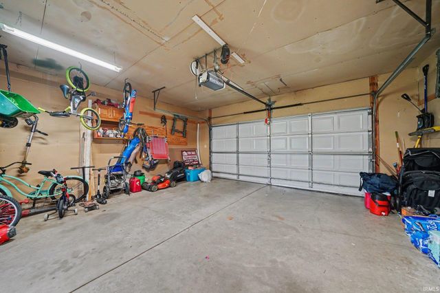 59411 Peppermint Drive, Elkhart, IN 46517
