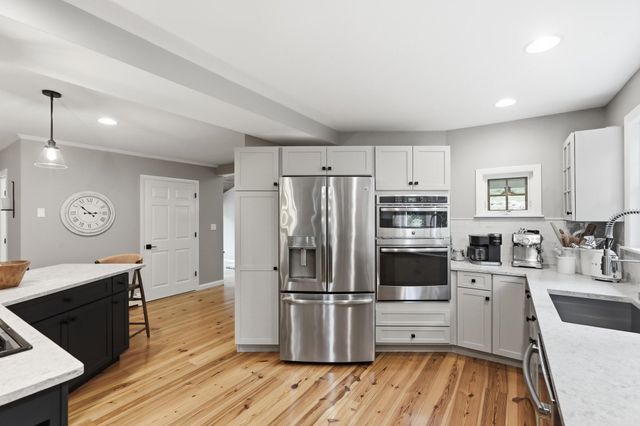 325 Belknap Mountain Road, Gilford, NH 03249